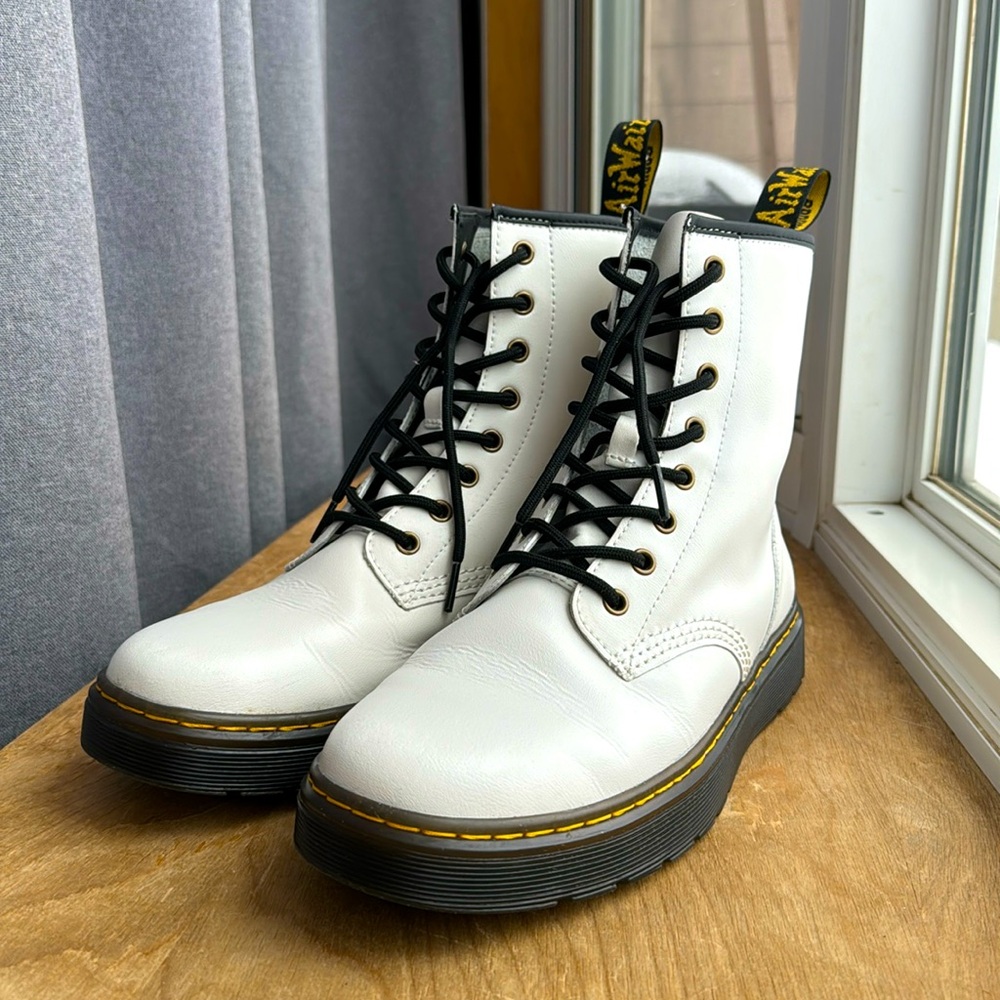 White Zavala Doc Martens✨